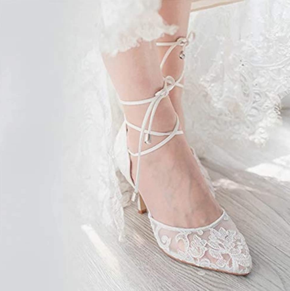 New! ERIJUNOR Off White Satin D'Orsey Ankle Tie Wedding Heels. Size 8.5
